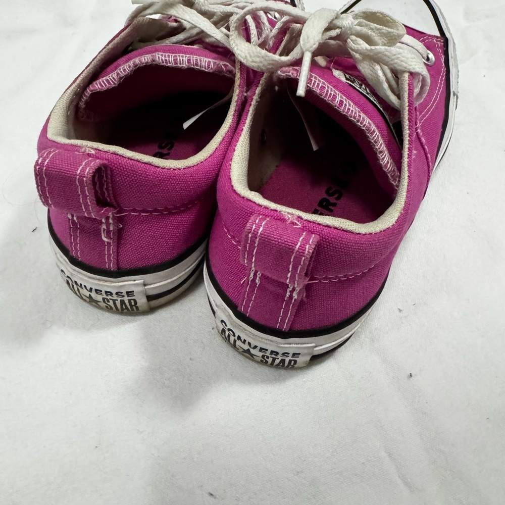 Converse - Picture 3 of 6